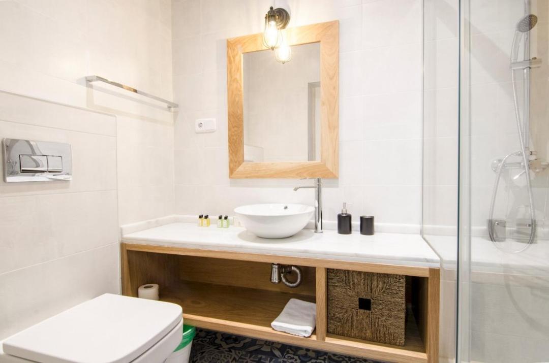 דירות מדריד Comfy And Centric- 2Bd 1Bth- Espoz Y Mina מראה חיצוני תמונה